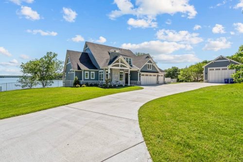 Cape Cod 552 Spur 1201 (1) Custom Home Builder In Argyle TX