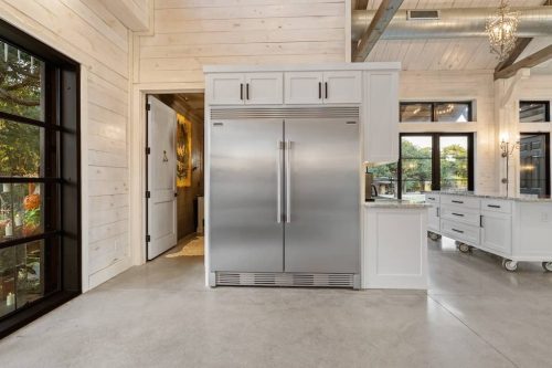 Blue-Moon-Barndo-10501-Fincher-Rd-Custom-home-builder-in-Argyle-TX-1