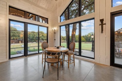 Blue-Moon-Barndo-10501-Fincher-Rd-Custom-home-builder-in-Argyle-TX-2