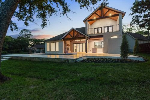 Lakeview-Lodge-Custom-home-builder-in-Argyle-TX-70