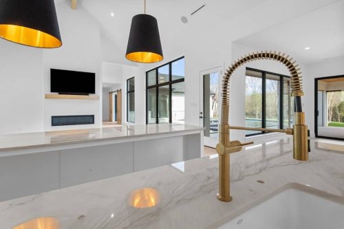 Modern-Classic-9000-Bloomington-Pkwy-10-Custom-home-builder-in-Argyle-TX