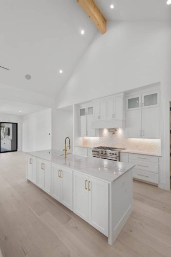 Modern-Classic-9000-Bloomington-Pkwy-31-Custom-home-builder-in-Argyle-TX