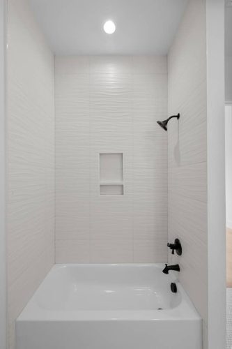 Modern-Classic-9000-Bloomington-Pkwy-49-Custom-home-builder-in-Argyle-TX