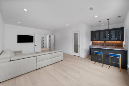 Modern-Classic-9000-Bloomington-Pkwy-58-Custom-home-builder-in-Argyle-TX