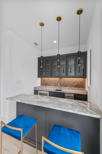 Modern-Classic-9000-Bloomington-Pkwy-59-Custom-home-builder-in-Argyle-TX