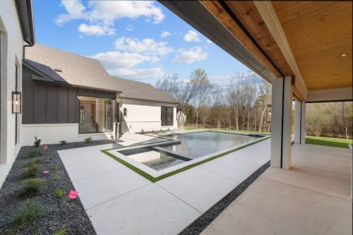 Modern-Classic-9000-Bloomington-Pkwy-73-Custom-home-builder-in-Argyle-TX