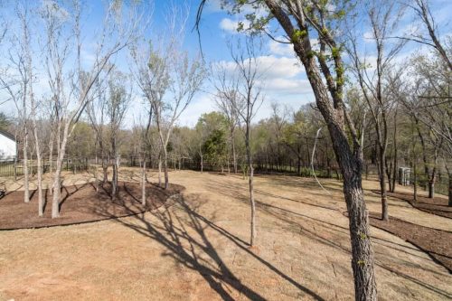 Modern-Classic-9000-Bloomington-Pkwy-78-Custom-home-builder-in-Argyle-TX