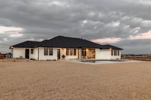 Northlake-Contemporary-Custom-home-builder-in-Argyle-TX-15