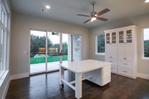 Rolling-Hills-Comtemporary-Custom-home-builder-in-Argyle-TX-4